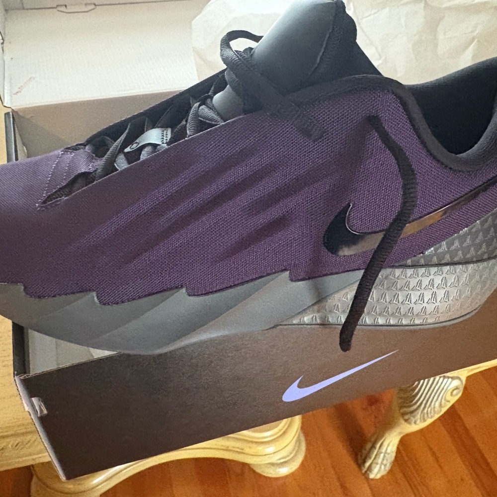 Nike Twelve Time, Men’s size 12 Ladies 13.5, Purple Dynasty